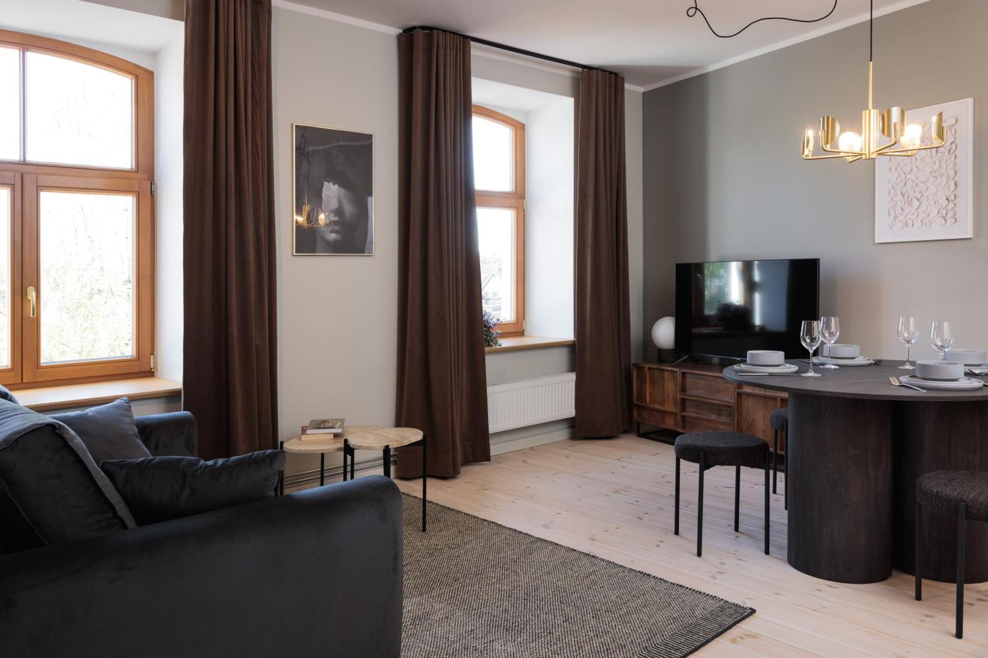 Centra Nams - Center Apartments Cēsis Exteriör bild